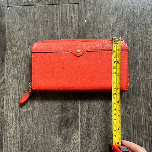 Danier Red Leather Wallet - Picture 4 of 8